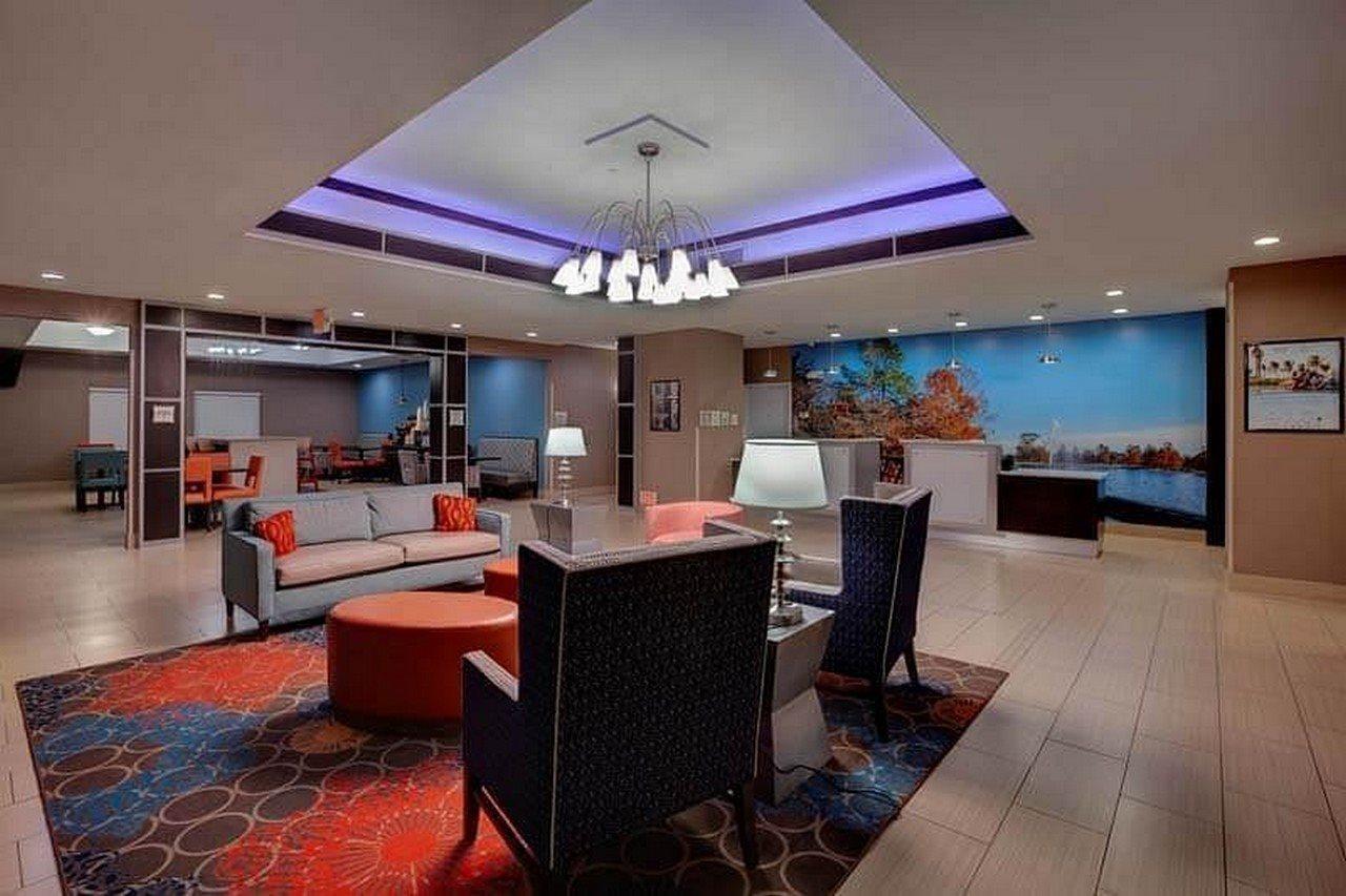 Comfort Inn & Suites Клівленд Екстер'єр фото