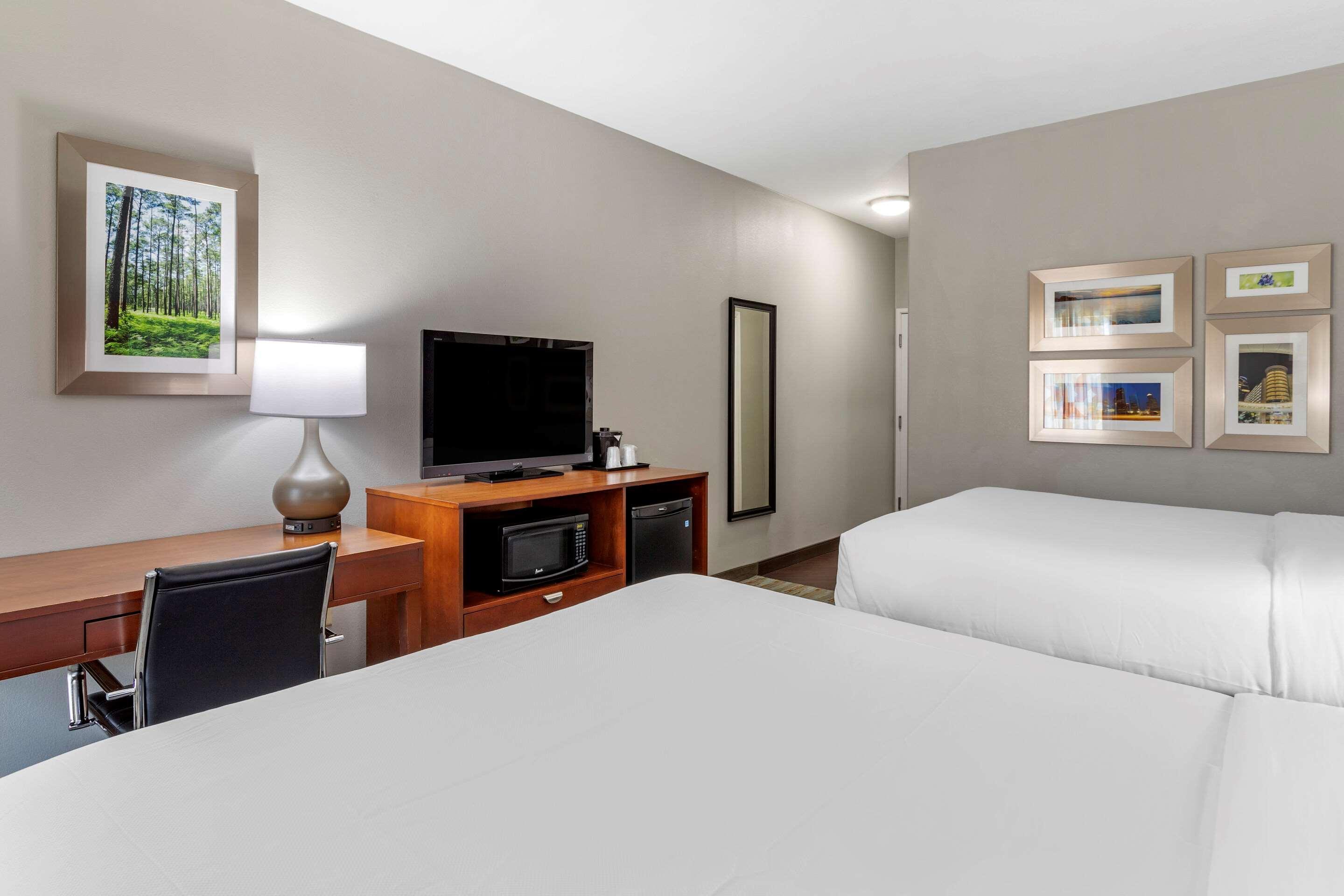 Comfort Inn & Suites Клівленд Екстер'єр фото